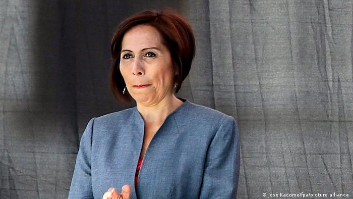 Lee más sobre el artículo Se fuga exministra ecuatoriana refugiada en embajada de Argentina