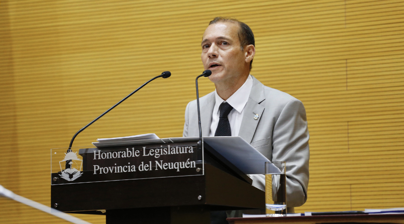 En este momento estás viendo Gutiérrez repasó su gestión, trazó proyecciones y presentó proyectos