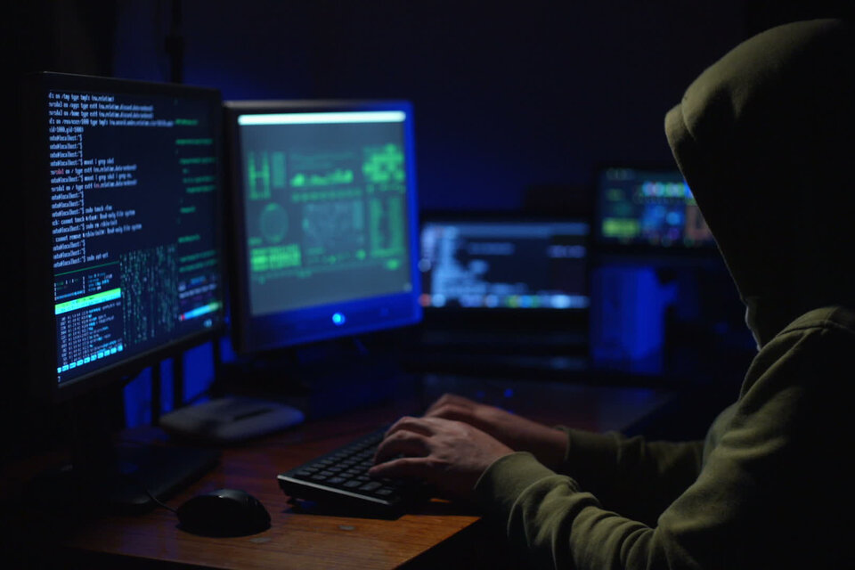 Lee más sobre el artículo Consternación en Bélgica por el suicidio de un hombre tras hablar con un chatbot de IA