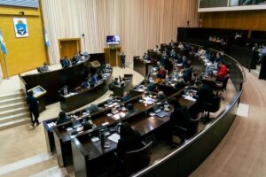 Lee más sobre el artículo La Legislatura sancionó la ley que reduce Ingresos Brutos a los profesionales de la construcción