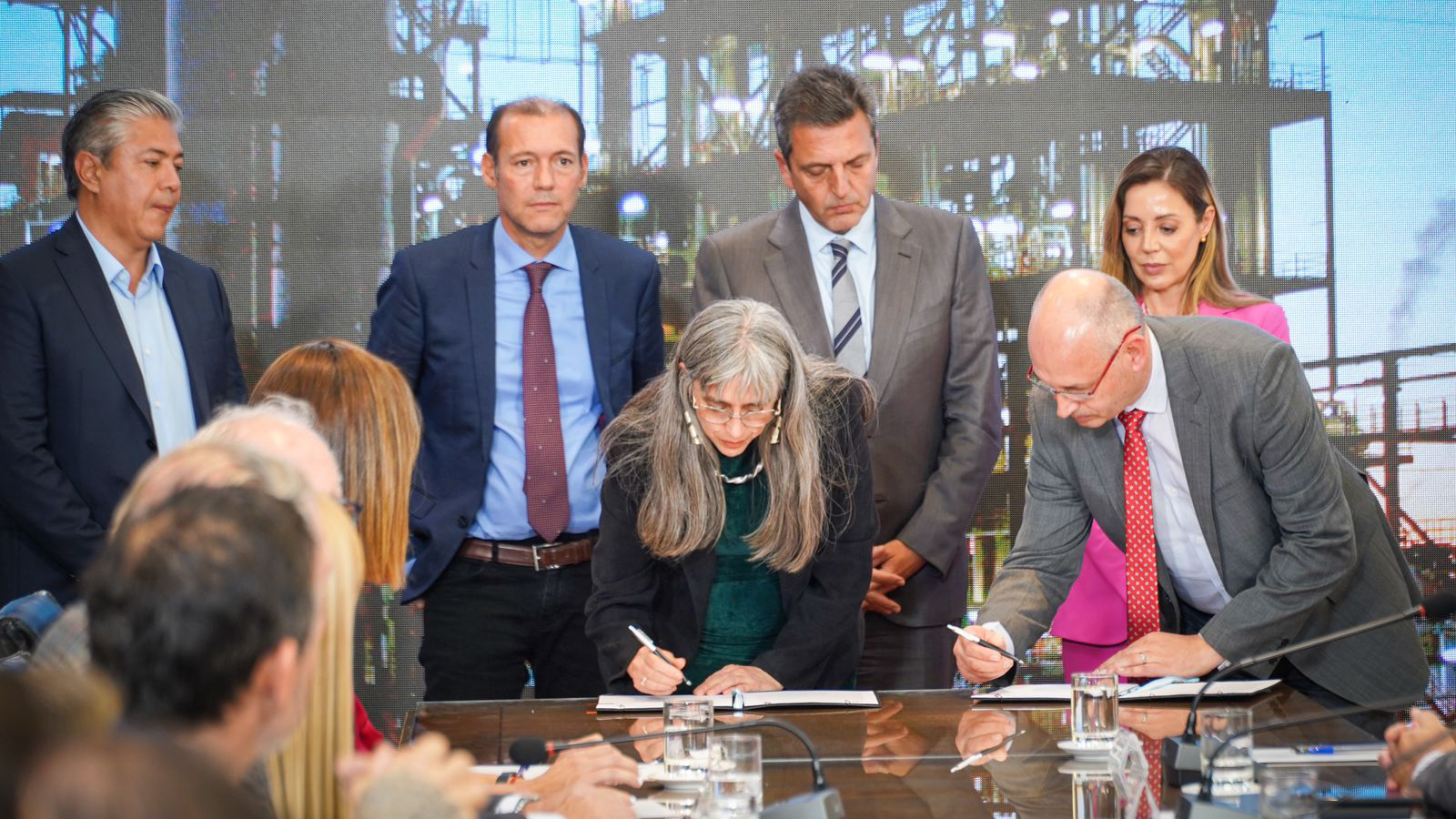 Lee más sobre el artículo Se firmó el convenio para la reactivación de la PIAP