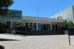 Lee más sobre el artículo Llamado a concurso para cubrir 19 cargos en la UNCo