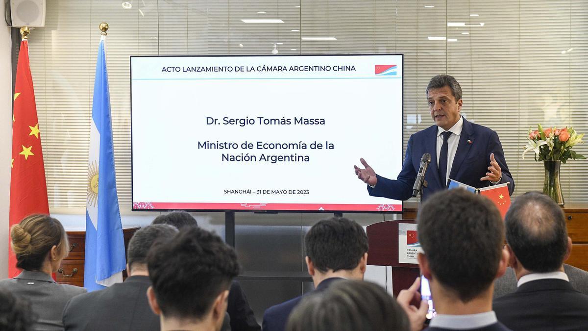En este momento estás viendo Con una reunión con Rousseff por los Brics, Massa finalizó su visita a Shanghái y viajó a Beijing