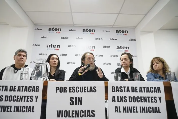 Lee más sobre el artículo Aten tendrá un equipo de abogados para defender a los docentes acusados