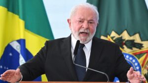 Lee más sobre el artículo Lula anuncia un ambicioso plan de reindustrialización con enfoque en la transición ecológica y la Amazonía como pilares.