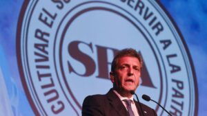 Lee más sobre el artículo Sergio Massa anuncia que las economías regionales no pagarán retenciones a partir del 1 de septiembre