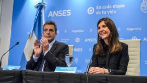 Lee más sobre el artículo Presentan nuevos préstamos de hasta $400.000 para jubilados y pensionados