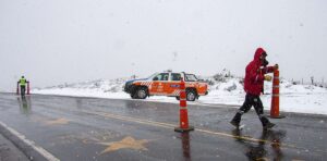 Lee más sobre el artículo Alerta por lluvias y nevadas: piden extremar medidas para transitar