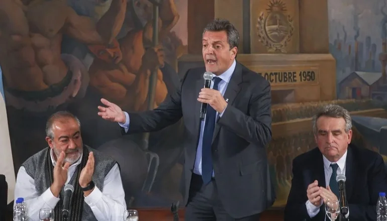 Lee más sobre el artículo Massa en Washington: medidas económicas y demandas gremiales