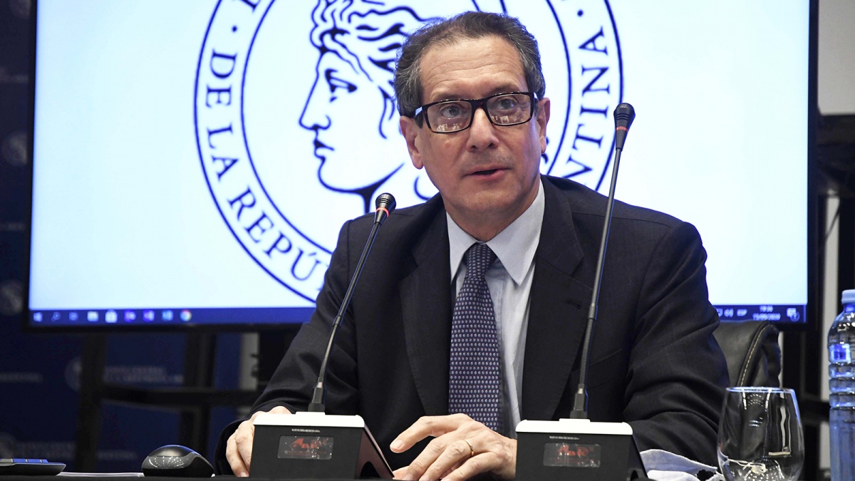 En este momento estás viendo Cambios en el Banco Central: Devaluación y Aumento de Tasas