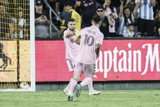 Lee más sobre el artículo Messi se pasea en Los Ángeles con dos asistencias y una nueva victoria