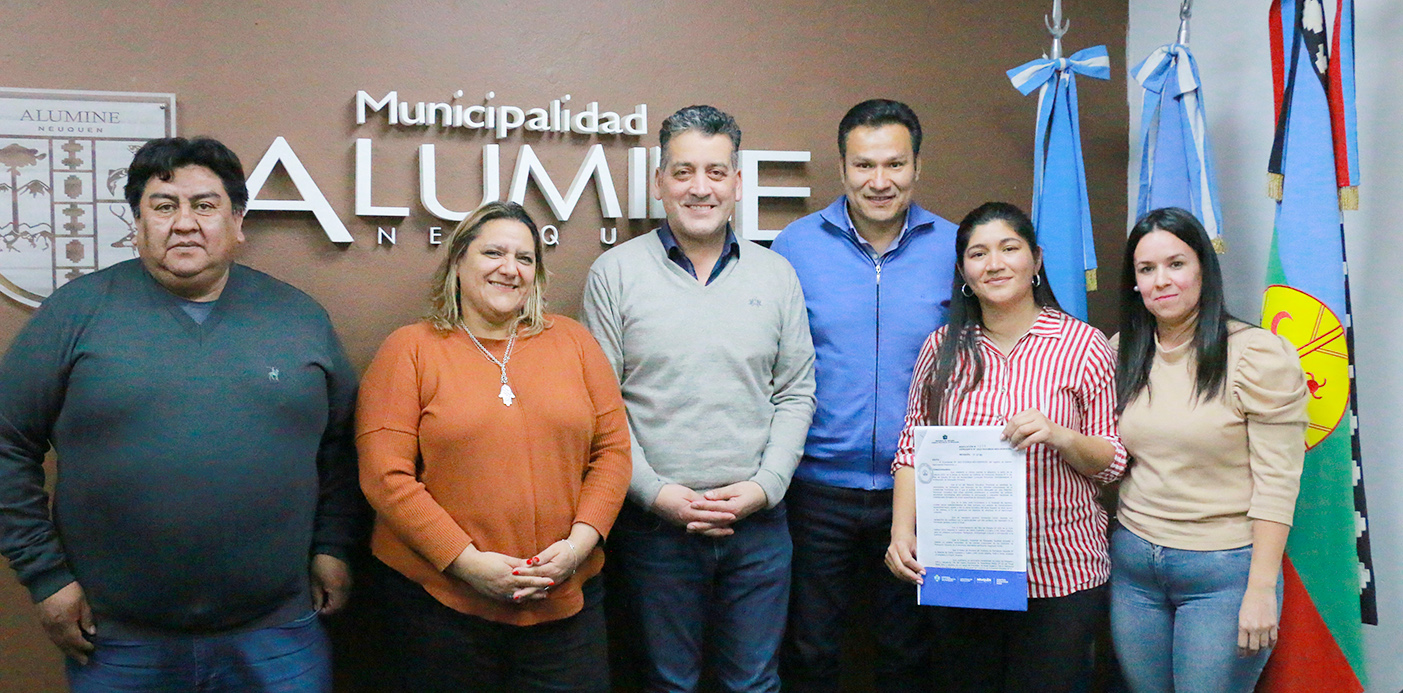 En este momento estás viendo Se presentó el Profesorado de Educación Primaria en Aluminé