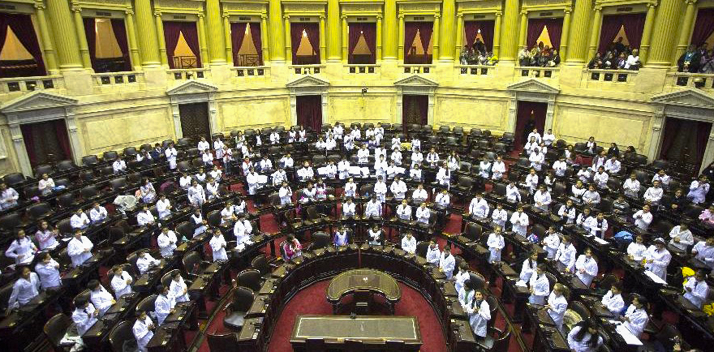 En este momento estás viendo Estudiantes de Centenario representarán a Neuquén en el XXXII parlamento nacional infantil