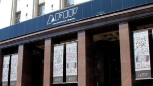 Lee más sobre el artículo La AFIP ya devolvió Ganancias por gastos en el exterior por más de $36.000 millones