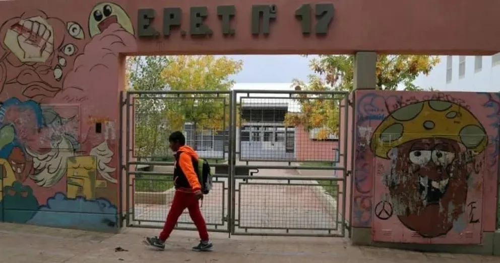 En este momento estás viendo Estudiantes neuquinos entre los mejores del país en olimpiadas de Energía y Ambiente 