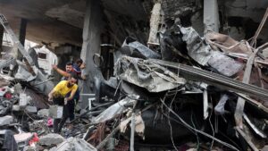 Lee más sobre el artículo Ingresaron a Gaza 33 camiones de ayuda con agua, alimento y suministros médicos