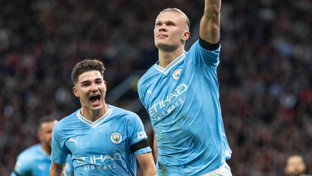 Lee más sobre el artículo El City de Julián Álvarez se quedó con el clásico de Manchester ante el United