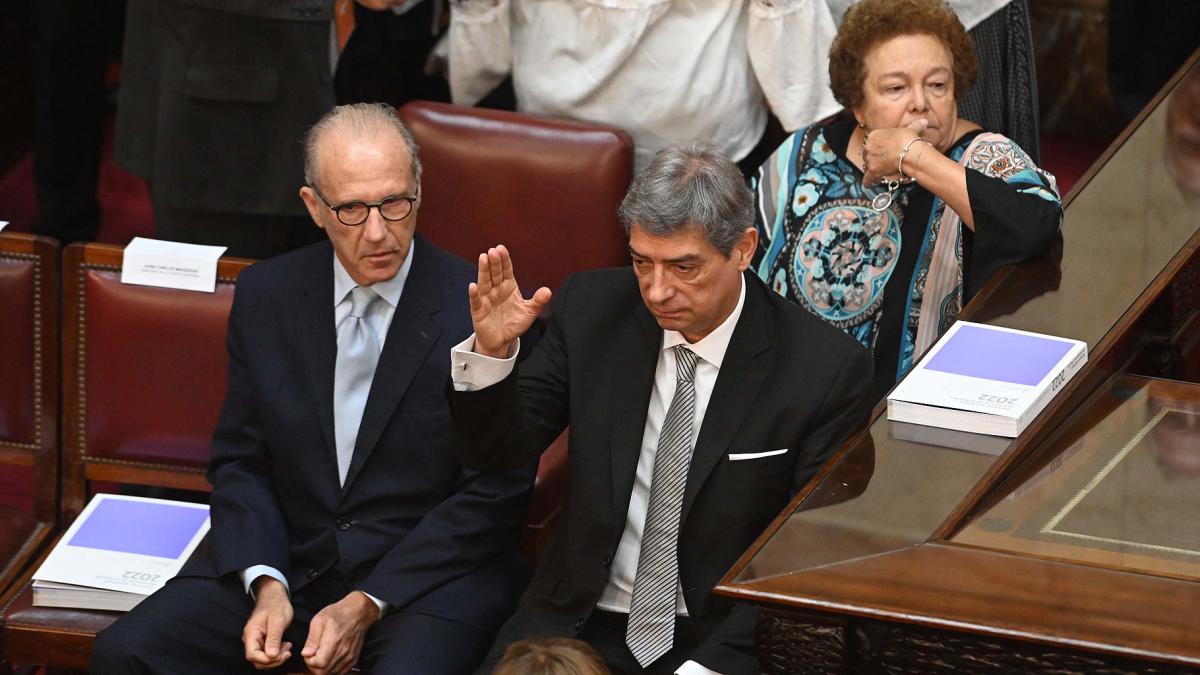 En este momento estás viendo Avanza en el proceso de juicio político a miembros de la Corte Suprema