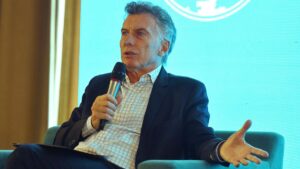 Lee más sobre el artículo La Auditoría detectó que Macri vendió bienes del Estado «por debajo del valor del mercado»