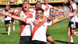 Lee más sobre el artículo River se hizo fuerte en La Bombonera y ganó el superclásico con autoridad