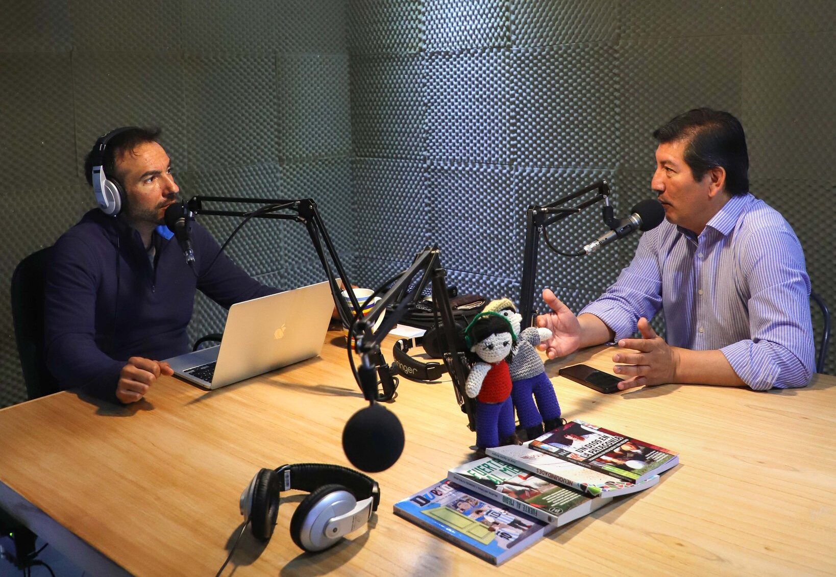 Lee más sobre el artículo Sandro Badilla: “Los partidos políticos nacionales tienen demasiados compromisos con sus jefes en Buenos Aires”