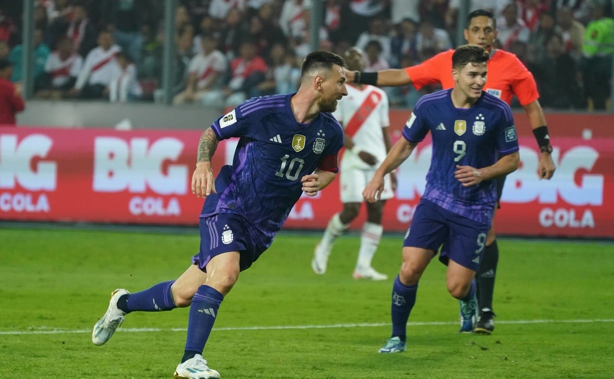 Lee más sobre el artículo La Selección dio otro espectáculo en Lima, con un Messi a pleno