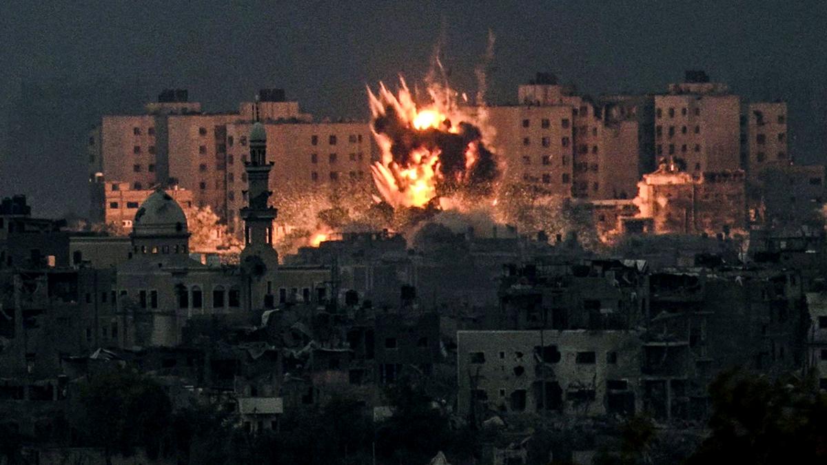 En este momento estás viendo Los muertos en la Franja de Gaza ya son casi 10.000 por los bombardeos israelíes