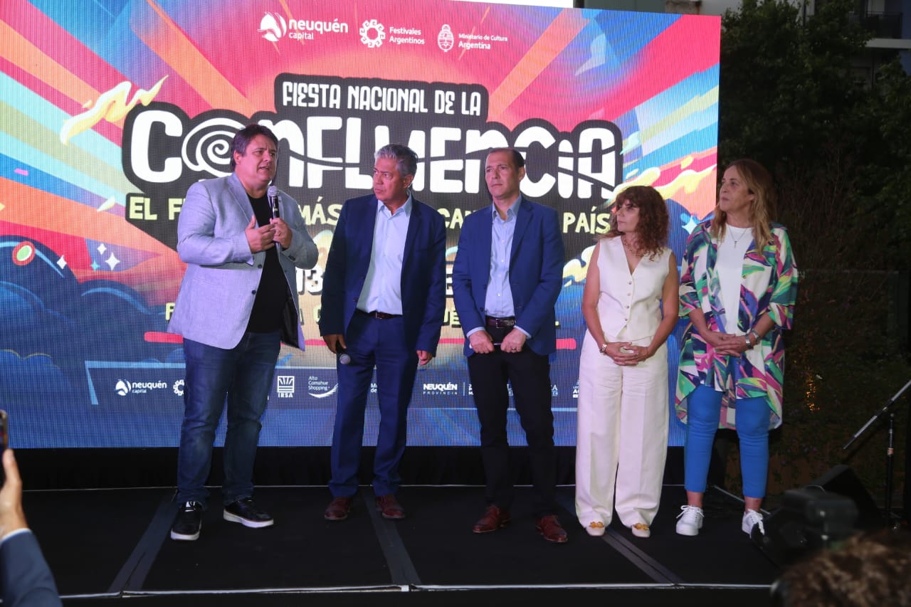 Lee más sobre el artículo Gaido presentó la Fiesta de la Confluencia desde la Ciudad de Buenos Aires al país