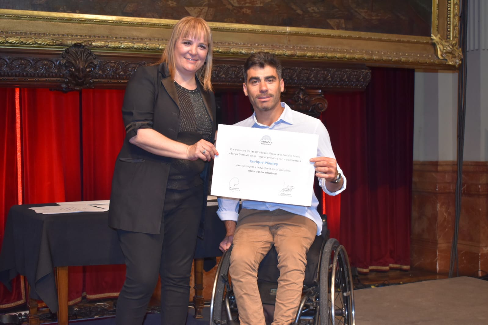 En este momento estás viendo Enrique Plantey: “Reconocimientos como este ayudan a que se empiece a mostrar y a incluir más a todas las minorías”