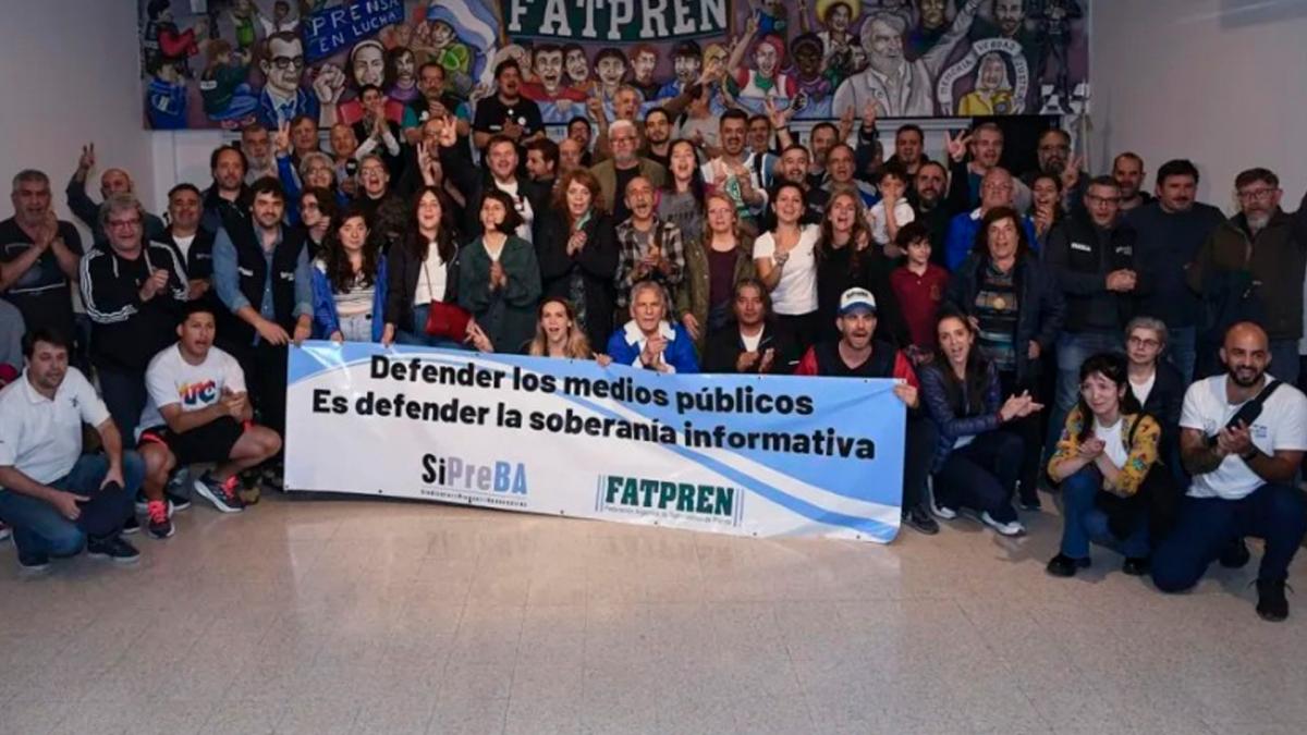 Lee más sobre el artículo La Federación Internacional de Periodistas rechazó la privatización de los medios públicos