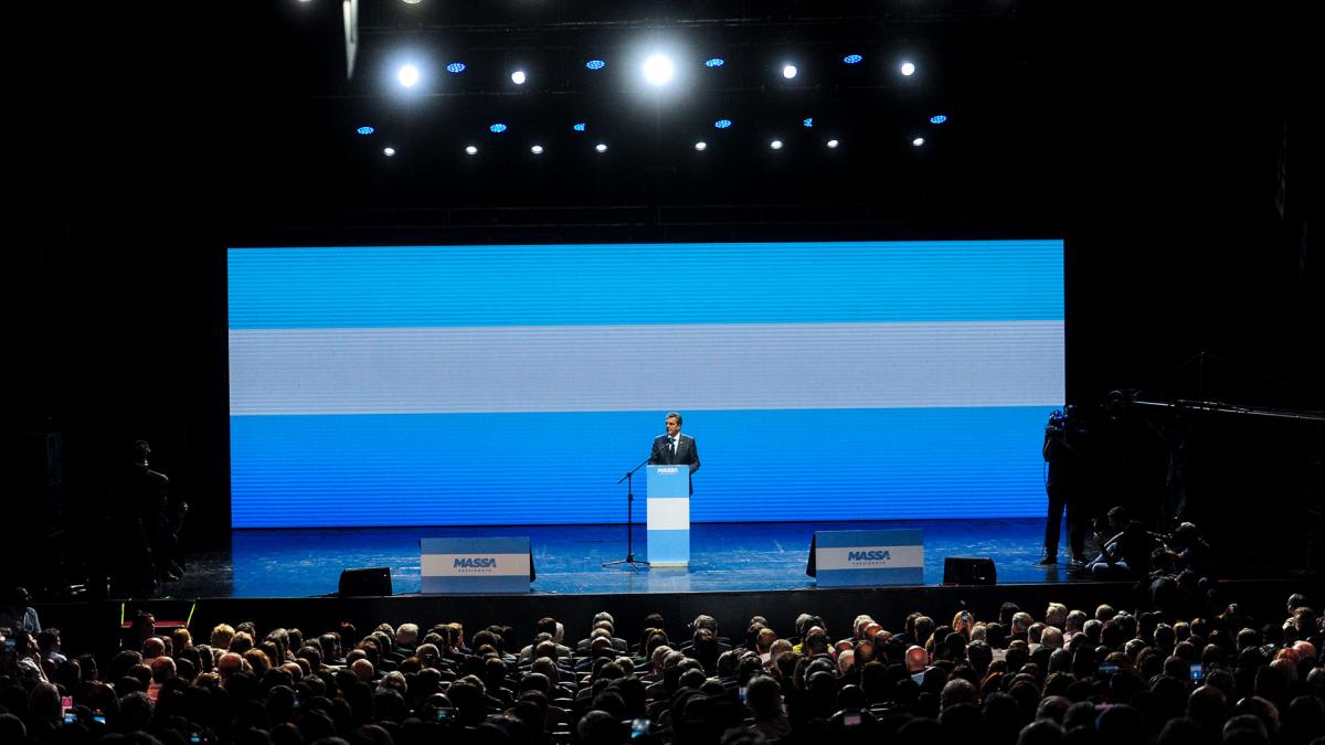 Lee más sobre el artículo Massa defendió la coparticipación y pidió que «nunca más» se tome deuda para la fuga