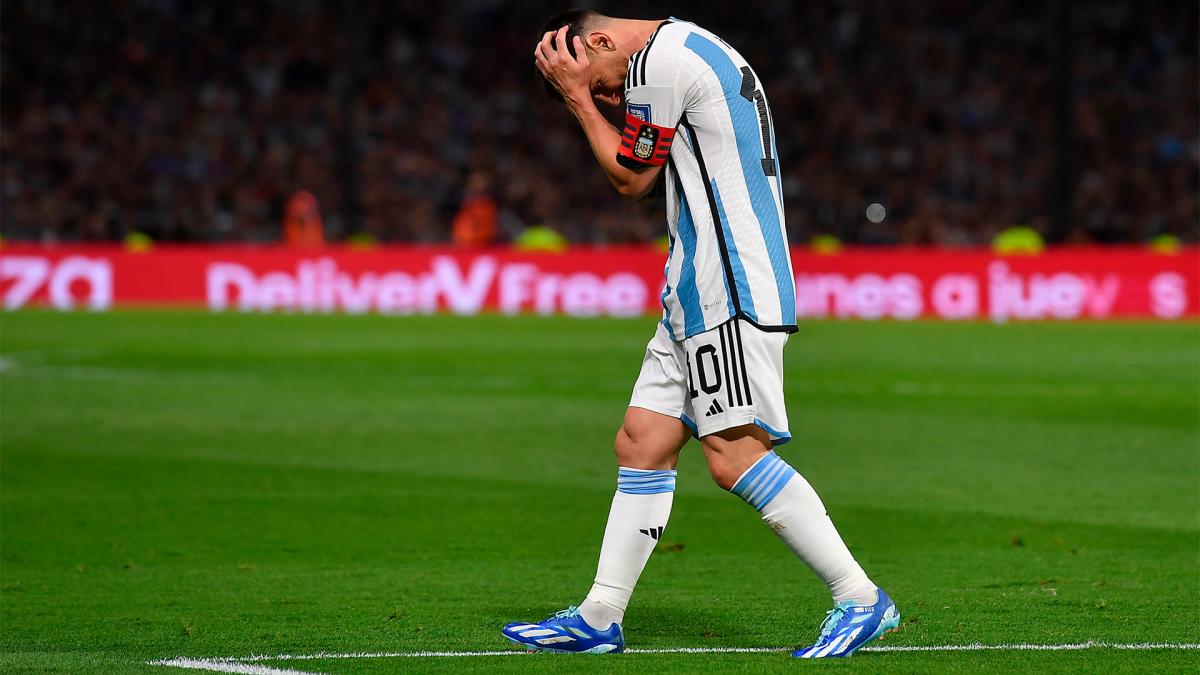 Lee más sobre el artículo Argentina pagó caro dos equivocaciones y Uruguay lo ganó en un gran partido