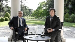 Lee más sobre el artículo Alberto Fernández recibió a Javier Milei en la residencia de Olivos
