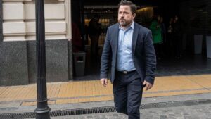 Lee más sobre el artículo Para Tetaz, «no hay volumen político» para dolarizar ni privatizar los medios públicos