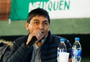 Lee más sobre el artículo Carlos Quintriqueo: “La provincia no se va a sobrellevar con un tire y afloje, y el ajuste de Milei nos va a llevar a una situación de miseria por todo el proceso que se está llevando”