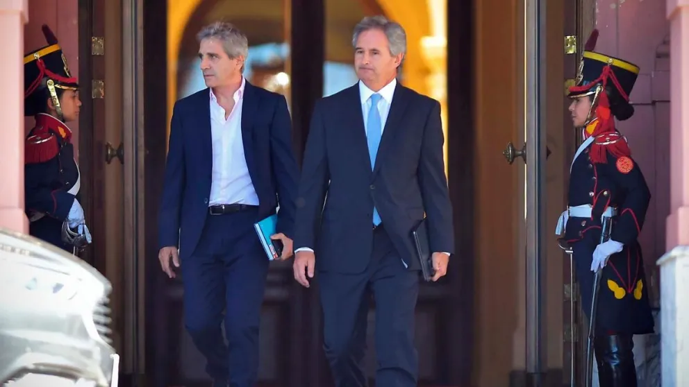 En este momento estás viendo Economía: Caputo anuncia este martes el paquete de medidas
