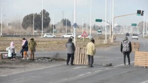 Lee más sobre el artículo Corte en la ruta 7