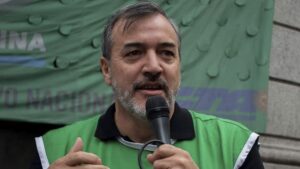 Lee más sobre el artículo Paro hoy lunes en Neuquén y quiénes adhieren