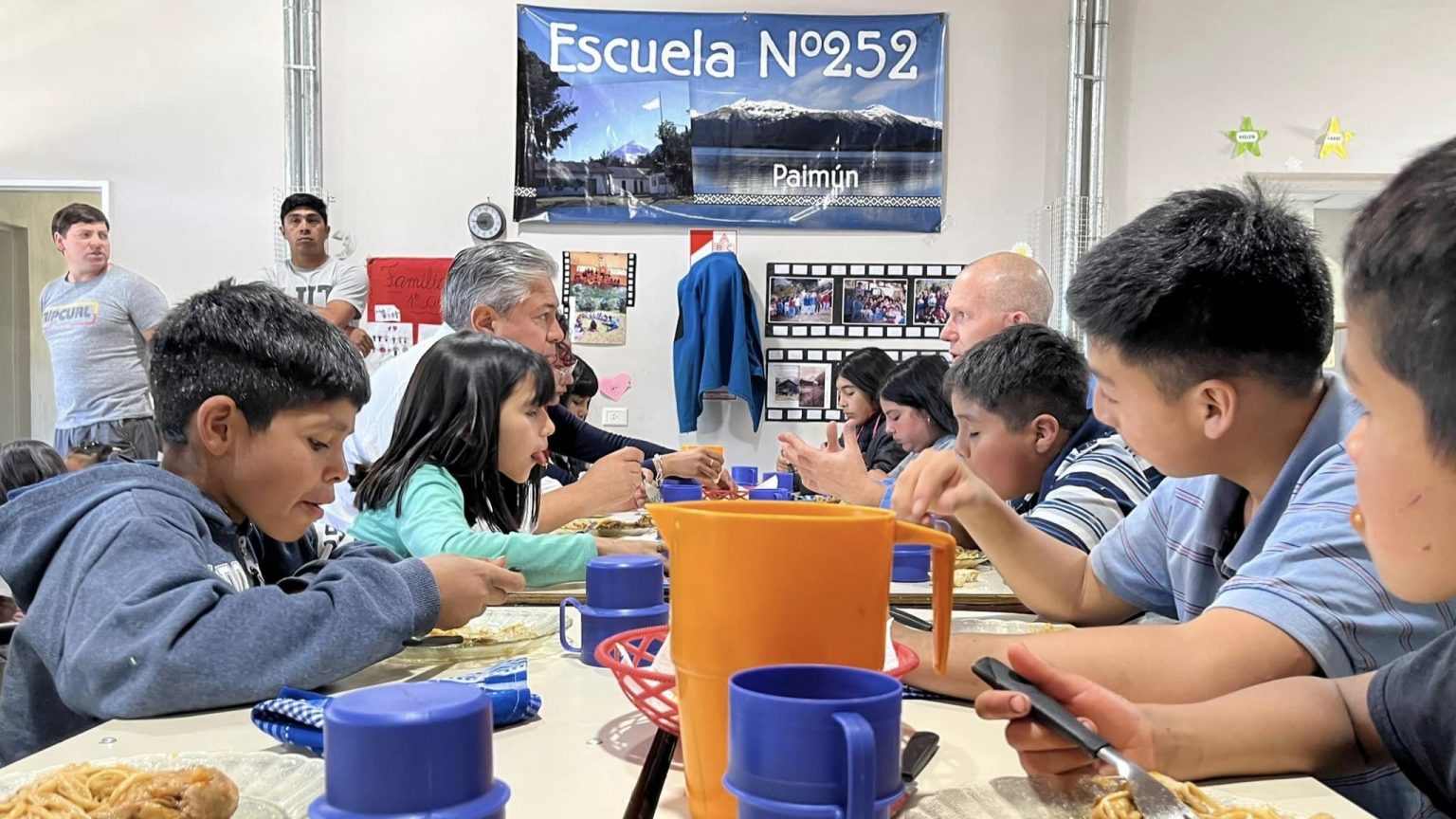 Lee más sobre el artículo Becas: abren la inscripción en comisiones vecinales de la capital