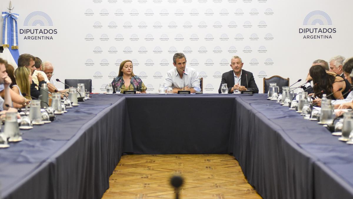 Lee más sobre el artículo Diputados comienza a tratar este miércoles la ley «Bases» tras asegurarse quórum
