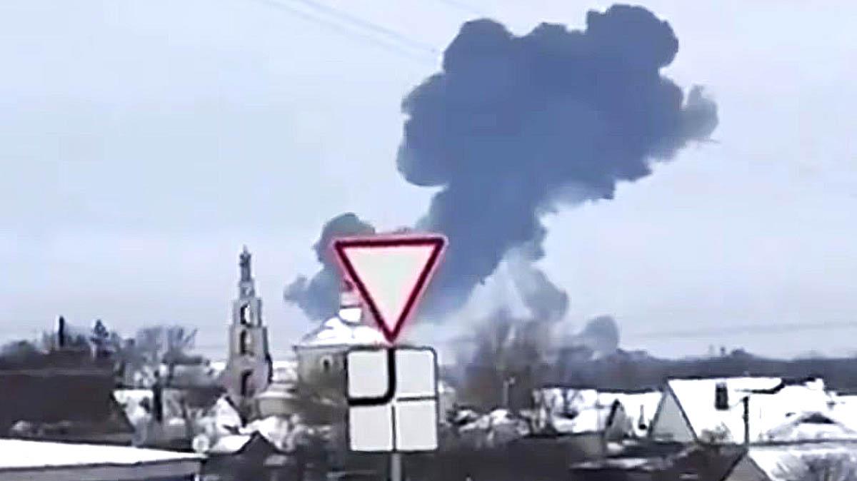 Lee más sobre el artículo Rusia acusó a Ucrania de derribar un avión militar que transportaba 65 prisioneros