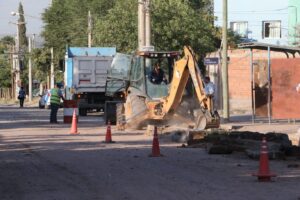 Lee más sobre el artículo Gaido anunció el inicio de obra de entubamiento del canal de Rodhe