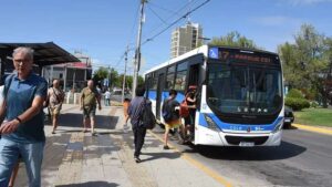 Lee más sobre el artículo Paro de colectivos por 48 horas: cómo afecta a Neuquén y Río Negro