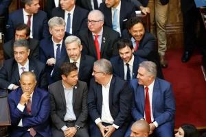 Lee más sobre el artículo En febrero la mitad de las provincias recibió menos de USD 20.000 de transferencias de la Nación