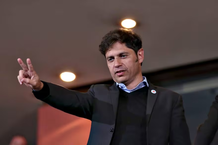 En este momento estás viendo Kicillof habló de «catástrofe industrial» ante empresarios y se diferenció de Milei: «Cuidemos a las PyMEs y el trabajo»