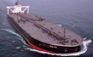 Lee más sobre el artículo El gobierno compra combustibles líquidos para evitar cortes en industrias