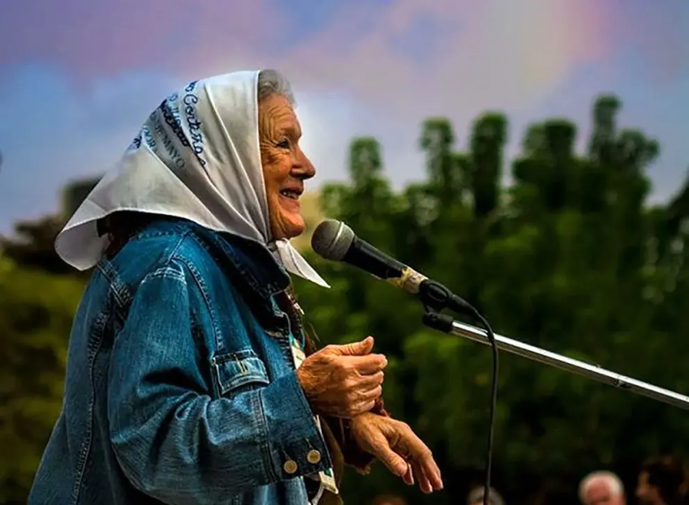 Lee más sobre el artículo Dolor y tristeza: Falleció Nora Cortiñas