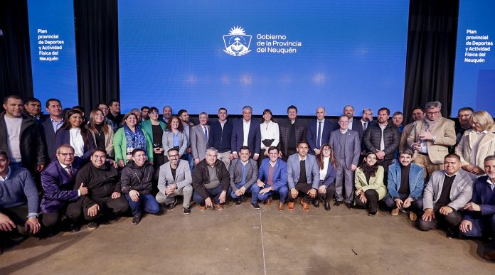 Lee más sobre el artículo Figueroa promete revolución deportiva para Neuquén: «Vamos a defender la provincia con la camiseta puesta»