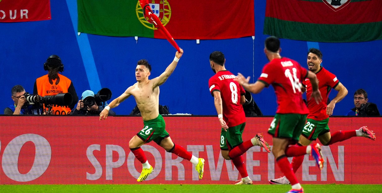 En este momento estás viendo Eurocopa: Portugal lo ganó en el alargue frente a República Checa