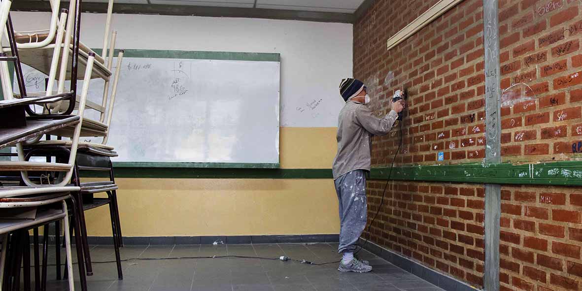 Lee más sobre el artículo Reactivan obras cruciales en tres escuelas de Neuquén